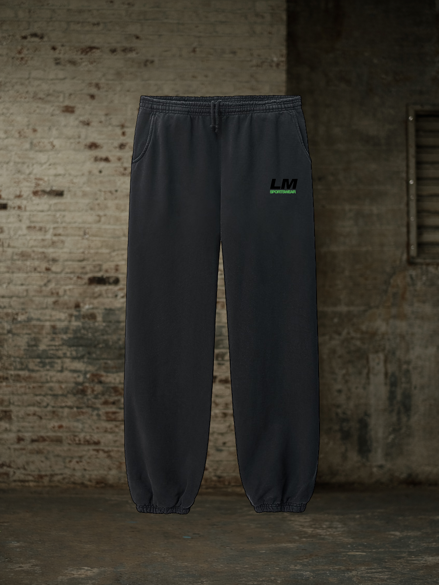 LM SPORTSWEAR SWEATPANT - BLACK