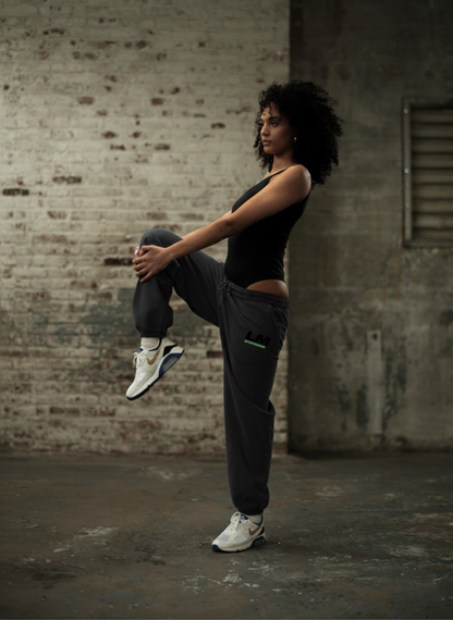 LM SPORTSWEAR SWEATPANT - BLACK